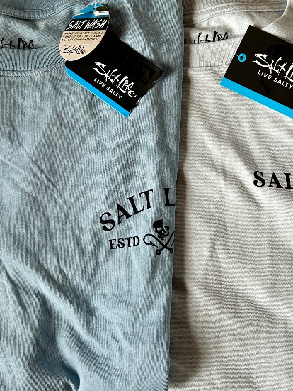 Salt Life Men’s Light Blue & Gray Short Sleeve Graphic Tee